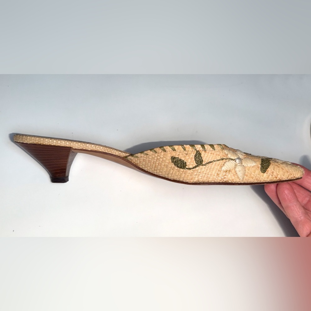 Isaac Mizrahi Vintage Mules - Picture 4 of 5